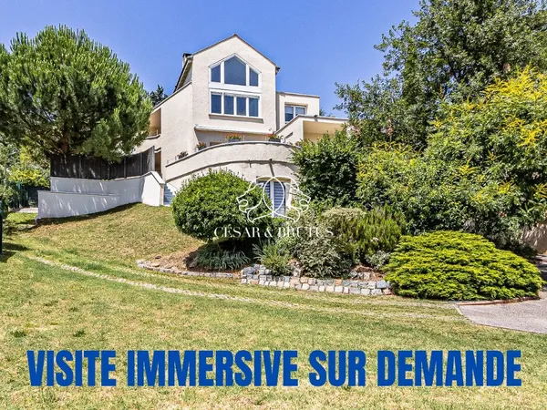 Vends maison récente - 220 m² - 8 pièces, 6 chambres - Rillieux-la-Pape 69140