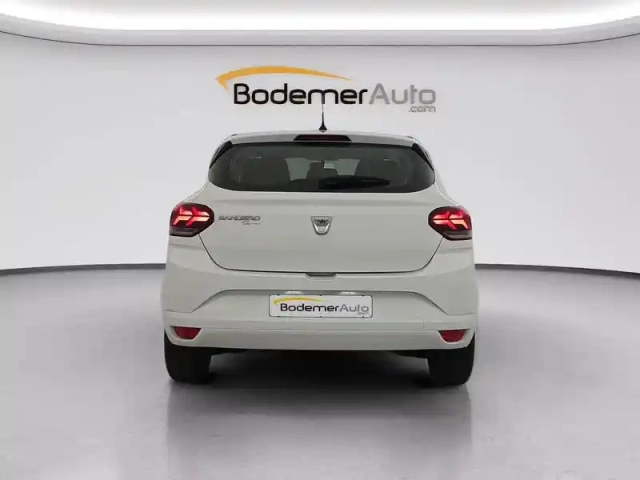 Dacia Sandero sce 65 — photo 19