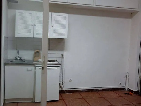 Local commercial 28 m²