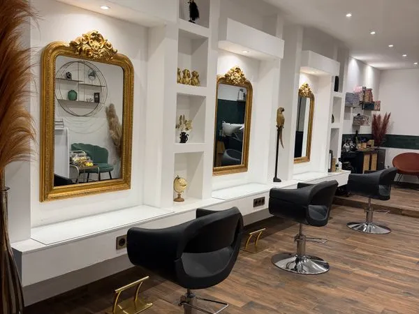 Salon de coiffure clé en main - Marseille 13e - Loyer 750