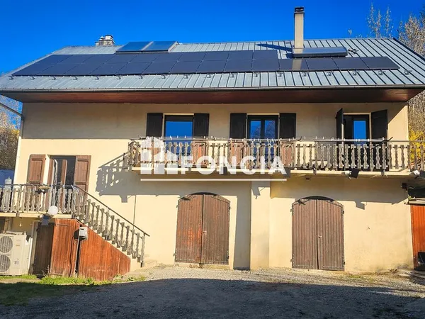 Maison familiale de 265 m² - Albiez-le-Jeune