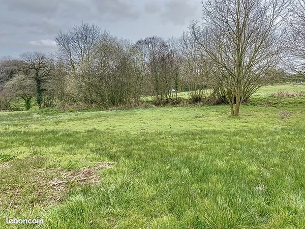 Terrain 3689 m² LA MEAUGON