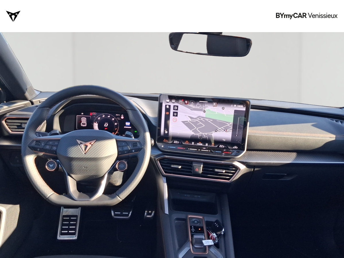 Cupra Leon 1.5 eTSI Hybrid 150 ch DSG7 — photo 9