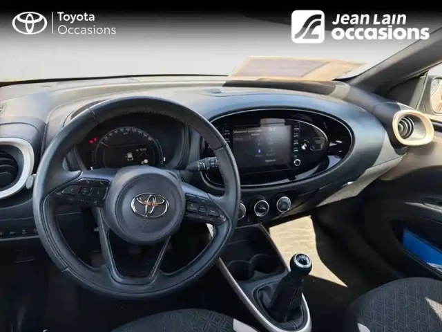 Toyota Aygo X 1.0 vvt-i 72 — photo 11