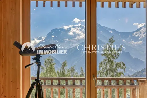 Chalet 6 pièces 220 m²