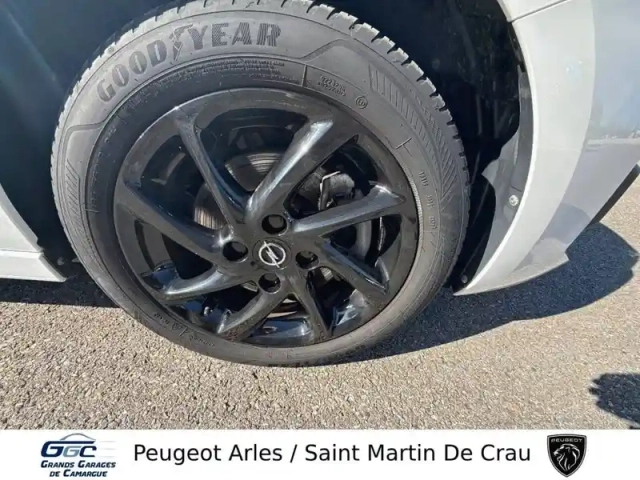 Opel Corsa 1.2 turbo 100 ch bvm6 — photo 41