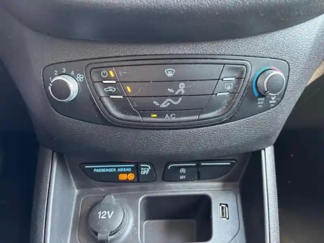 Ford Tourneo Courier 1.5 tdci 100ch ambiente — photo 30