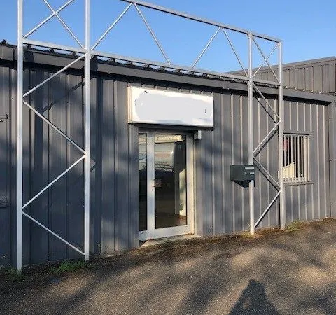 Bureau+terrain stockage exterieur