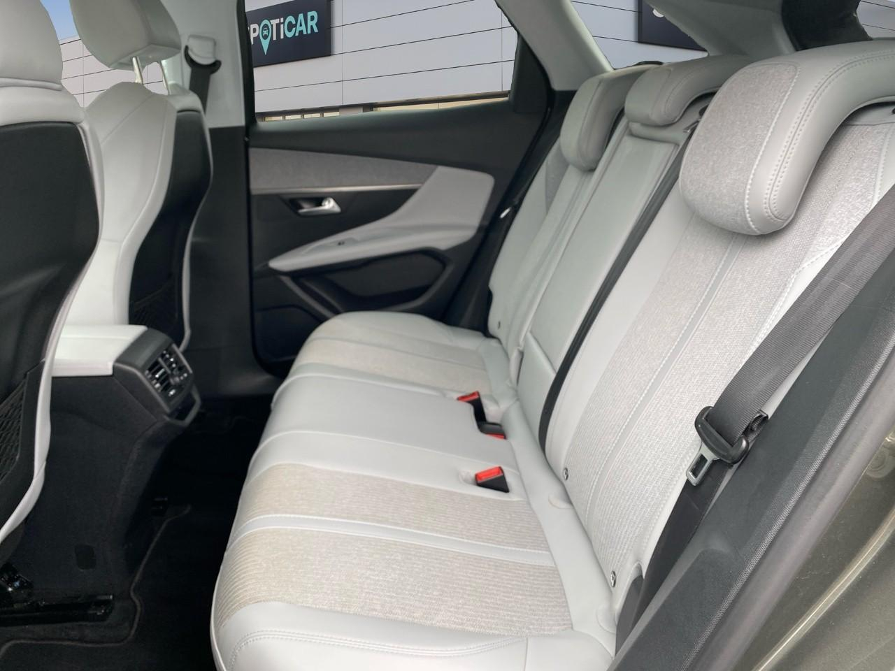 Peugeot 3008 1.2 puretech 130ch allure s&s eat6 — photo 10