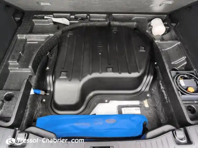 Ford Kuga 2.0 ecoblue 150 mhev bvm6 st-line — photo 27