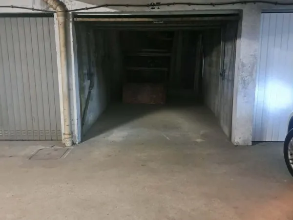 Parking 14 m²