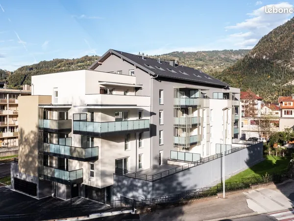 Grand 3 pieces avec balcon