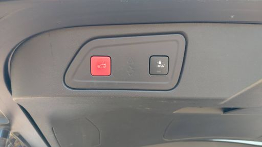Citroen C5 Aircross 1.5 BlueHDi 130 EAT8 - Business + – 2019 – 147805 km – Diesel – Boîte Automatique — photo 17