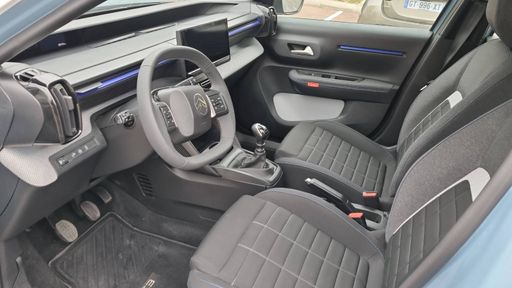 Citroen C3 1.2 Turbo 100 - Plus – 2025 – 6141 km – Essence – Boîte Manuelle — photo 19