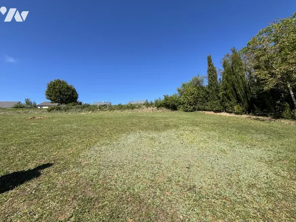 Terrain 994 m²
