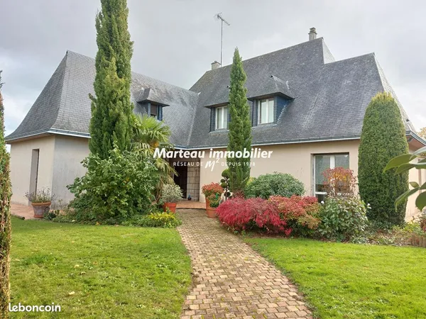 Maison 6 pièces 260 m²