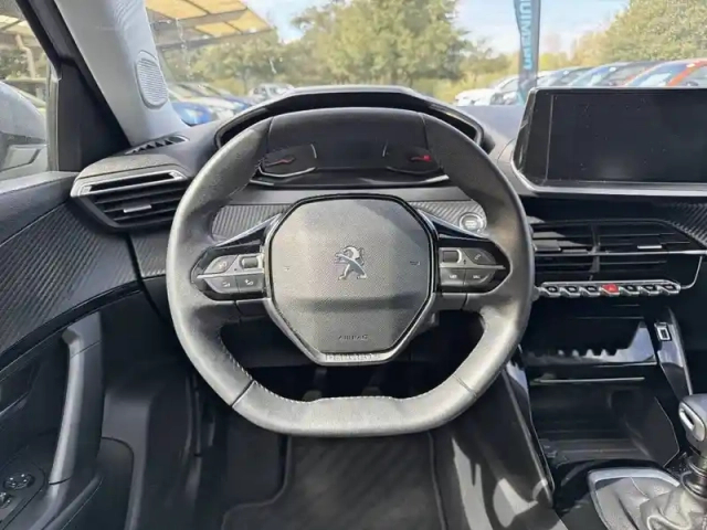 Peugeot 2008 puretech 100 s&amp;s bvm6 — photo 49