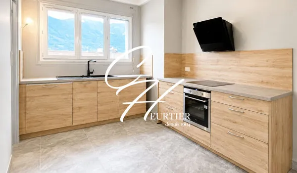 Appartement 4 pièces 114 m²