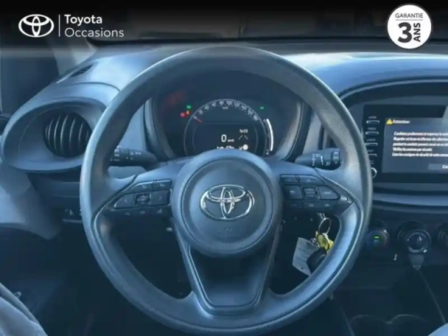Toyota Aygo X 1.0 vvt-i 72ch active business my23 — photo 9