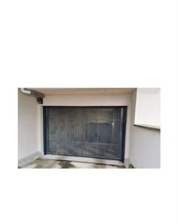 Garage et parking Location Morangis 13m² 65€