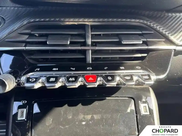 Peugeot 2008 puretech 130 s&amp;s eat8 — photo 21