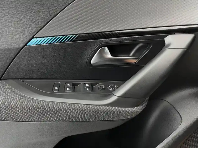 Peugeot 2008 puretech 100 s&amp;s bvm6 — photo 111