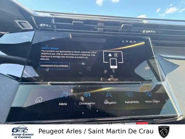 Peugeot 308 phev 225 e-eat8 — photo 21