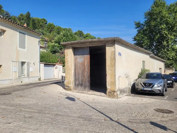 Stationnement Vente Orange   96000€