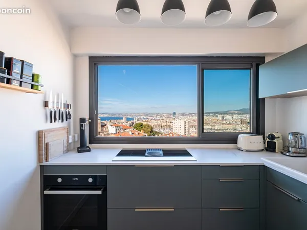 Appartement secteur Vauban - 2 pièces - Vues exceptionnelles sur Marseille