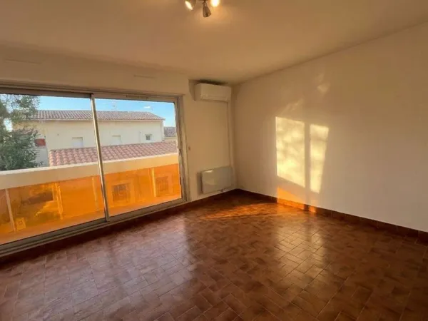 Studio 1 pièce 25 m²