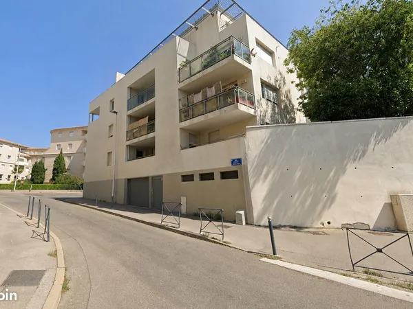 Montpellier celleneuve - t2 avec terrasse parking residence belle pierre
