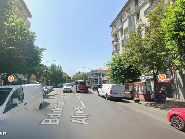 Bâtiment 43 m²