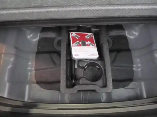 Kia Xceed 1.4 t-gdi 140ch premium dct7 — photo 10