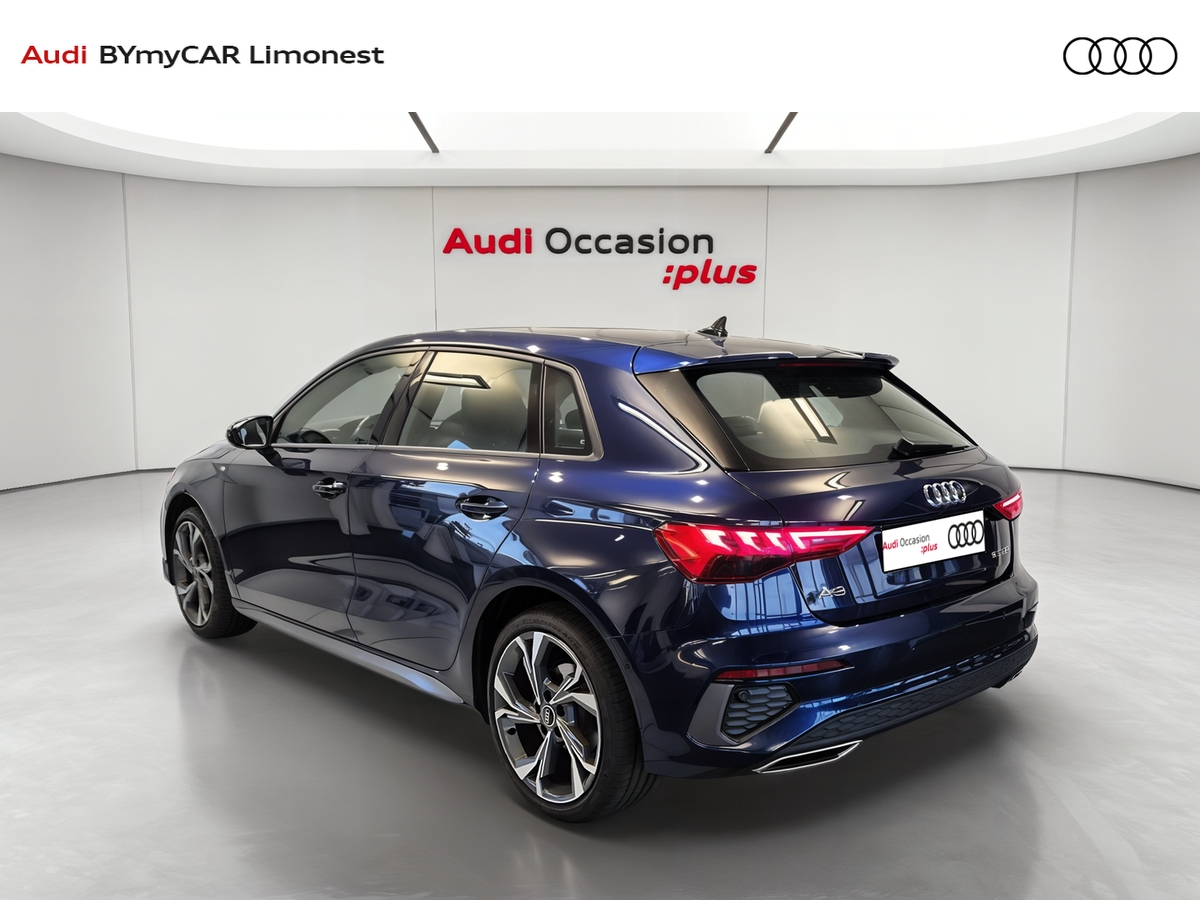 Audi A3 Sportback 35 TFSI Mild Hybrid 150 S tronic 7 — photo 3