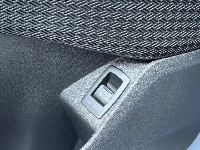 Bmw X1 sdrive 18i 136ch dkg7 — photo 23
