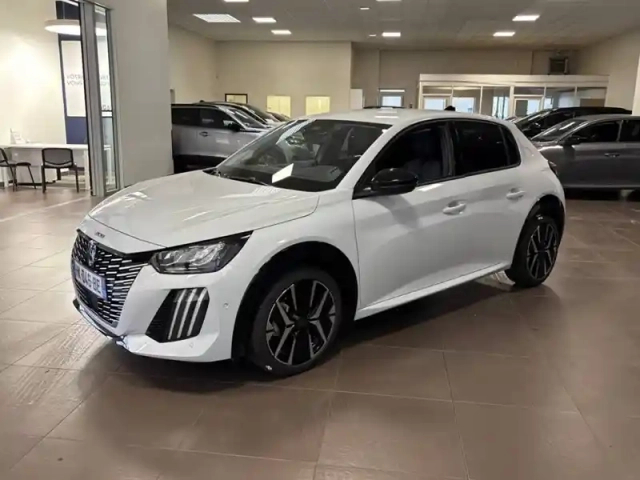 Peugeot 208 turbo 100 ch bvm6 — photo 1