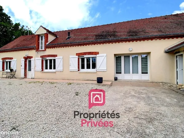 Longère 6 pièces 130 m²