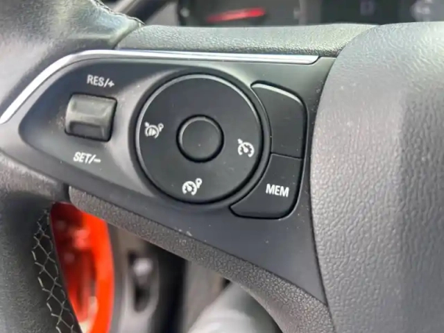 Opel Crossland 1.2 turbo 110 ch bvm6 — photo 21