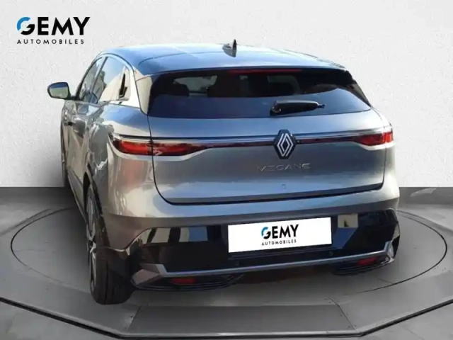 Renault Megane e-tech ev60 220 ch super charge — photo 7