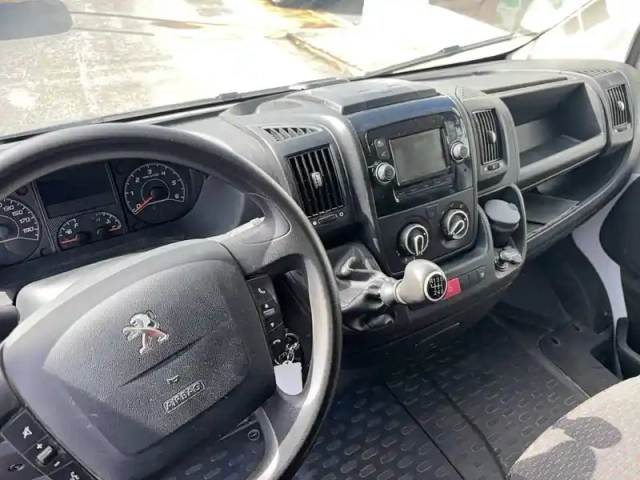 Peugeot Boxer tole 330 l2h2 bluehdi 120 s&amp;s — photo 27