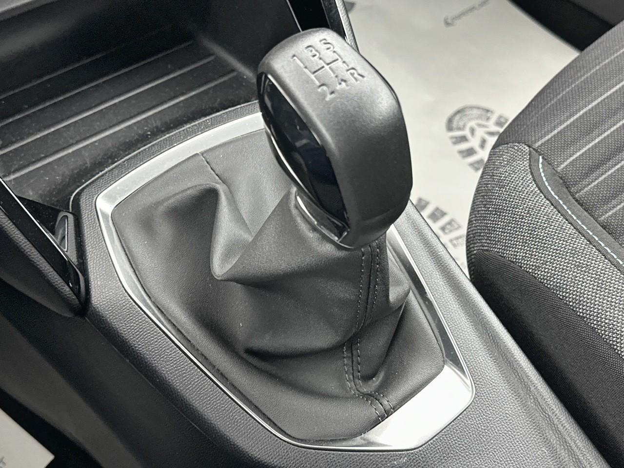 Peugeot 208 puretech 75 s&s bvm5 style — photo 27