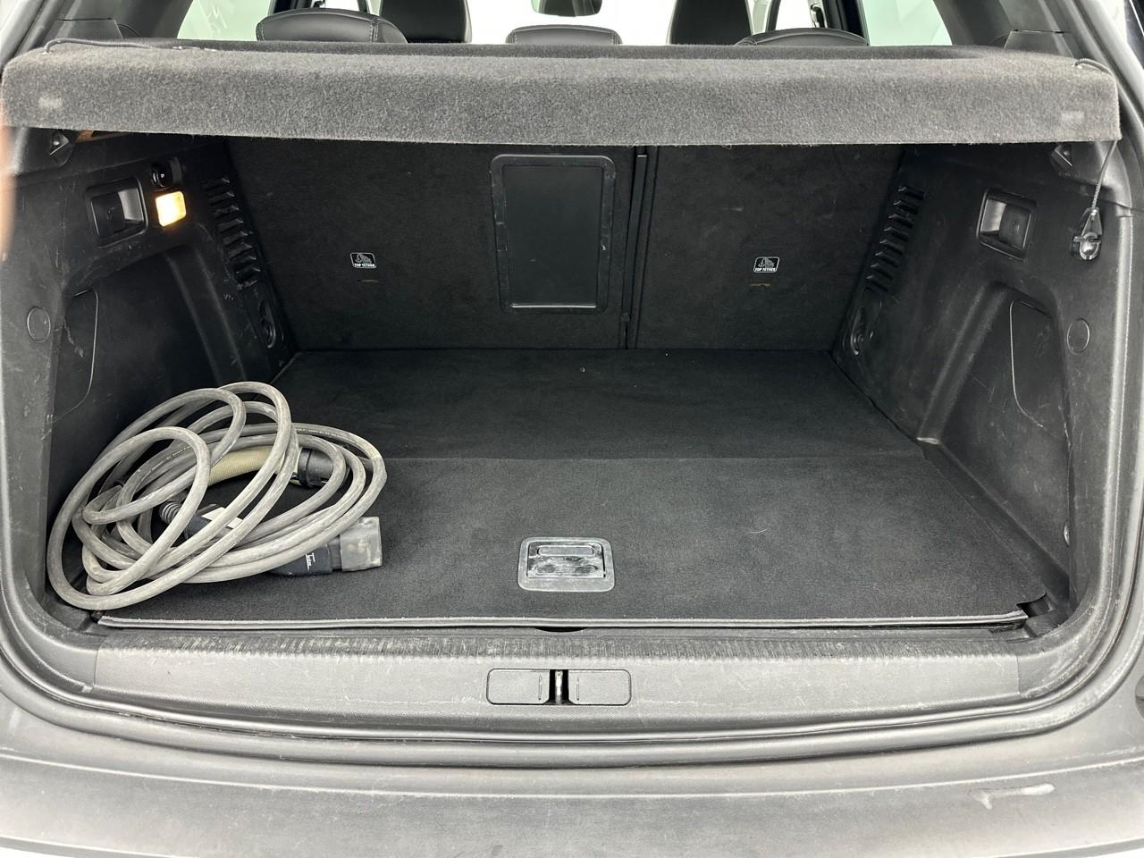 Peugeot 3008 hybrid 225 e-eat8 roadtrip — photo 6