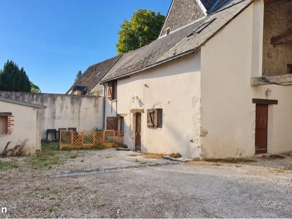 T2 duplex rénové de 41 m² avec jardin, parking et cave - Mer