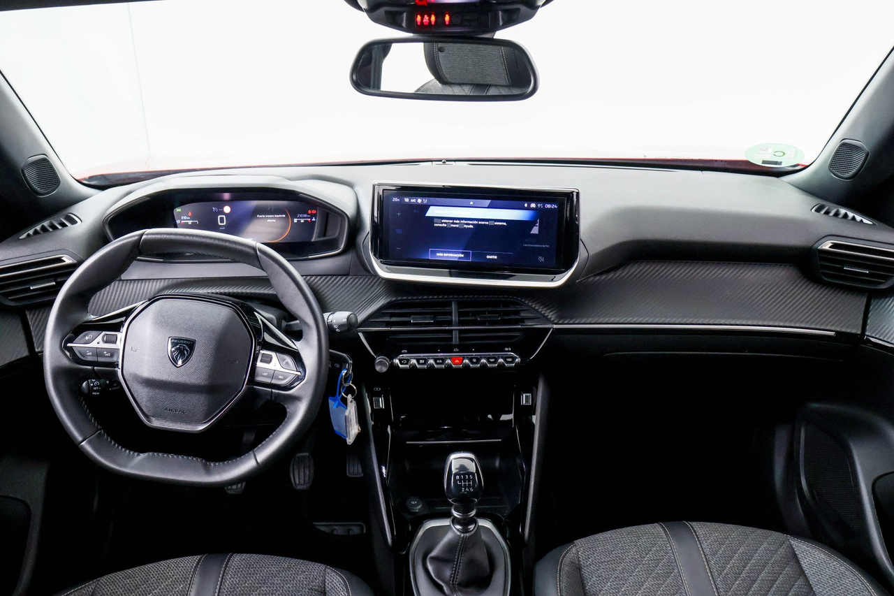 Peugeot 2008 — photo 11