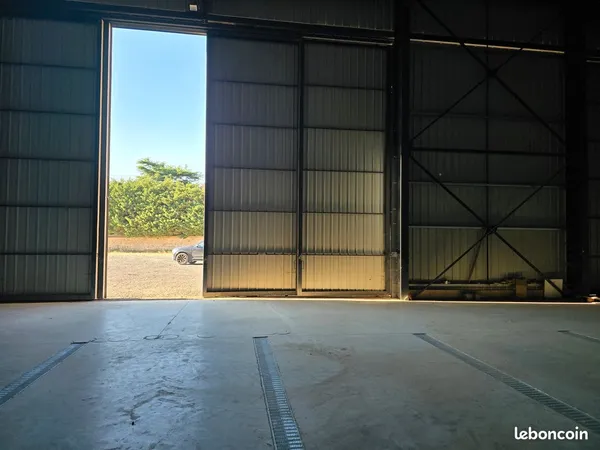 Location espace stockage