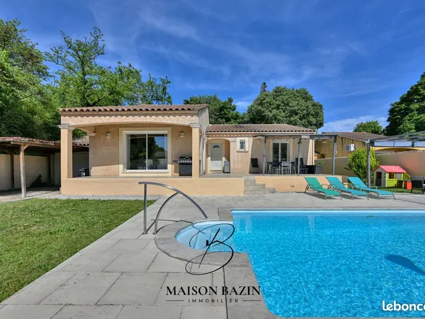Villa 5 pièces 145 m²