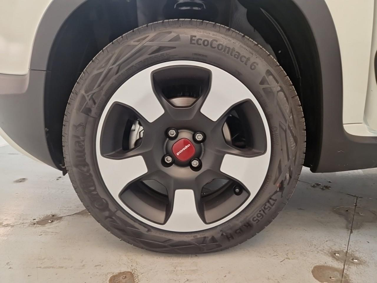 Fiat Panda 1.0 70 ch hybrid bsg s/s cross — photo 16