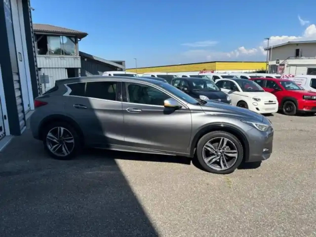 Infiniti Q30 1.6t 156ch sport dct7 euro6d-t — photo 9