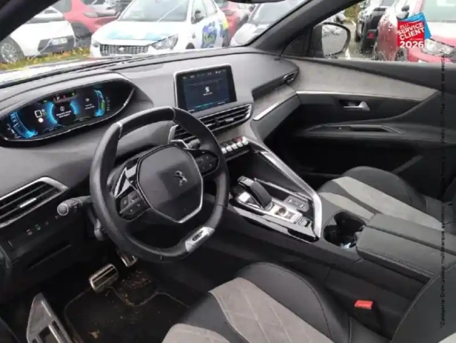 Peugeot 3008 hybrid4 300ch gt e-eat8 11cv — photo 15