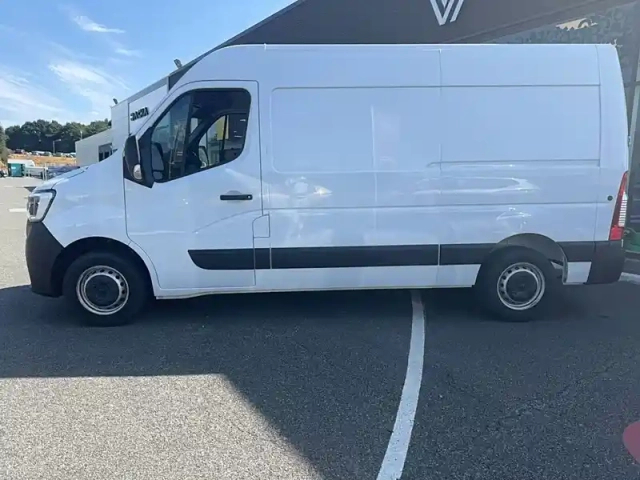 Renault Master fgn trac f3500 l2h2 blue dci 135 — photo 2